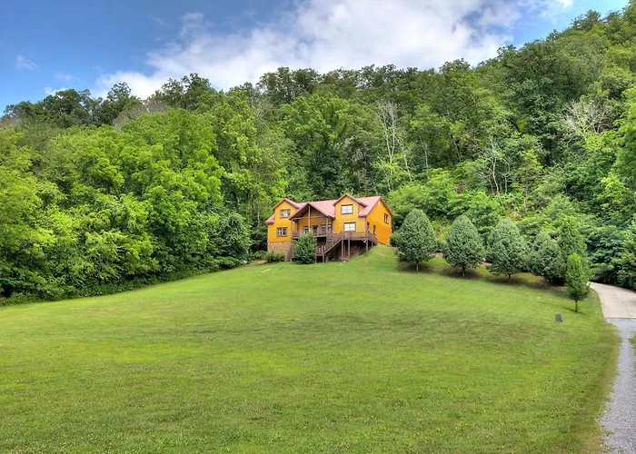 Mystical Creek Pool Lodge #600