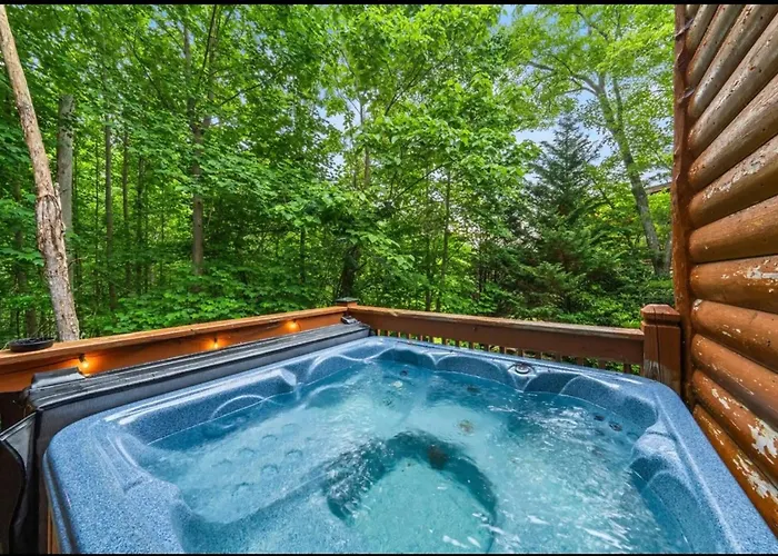 Hilltop Hideaway | Pool, Hot Tub, Theatre, Games