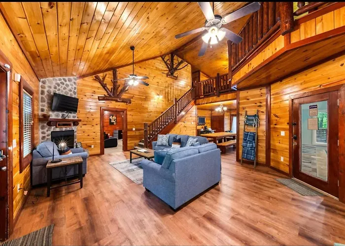 Hilltop Hideaway | Pool, Hot Tub, Theatre, Games